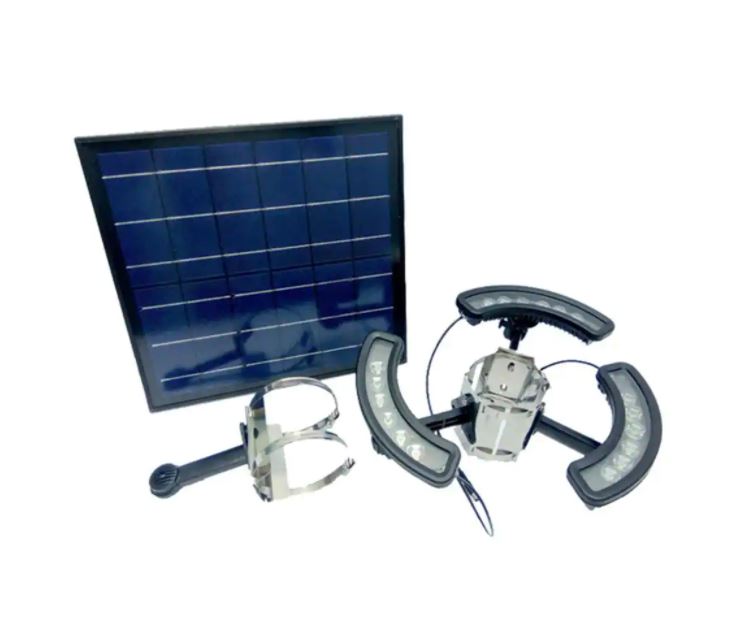 Triple Crescent - Solar Flagpole Light